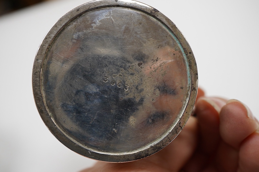 An Edwardian silver three piece bachelor's tea set, with reeded band, by Henry Stratford Ltd, Sheffield, 1909, gross weight 19oz.